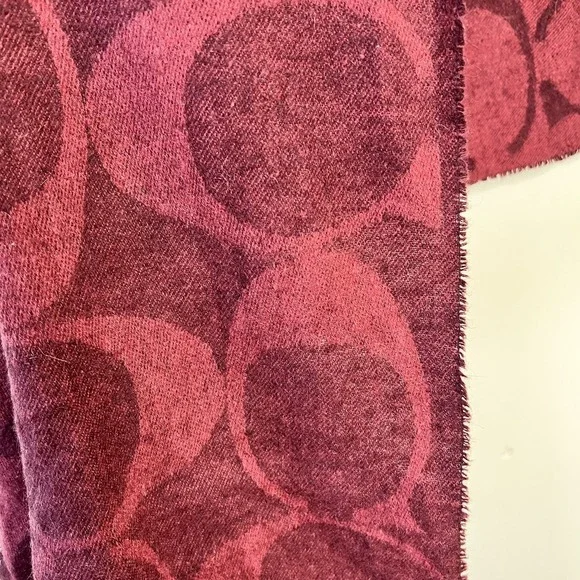 Authentic Coach Red Signature Logo Wool Scarf 10" X 70" - Picture 3 of 5